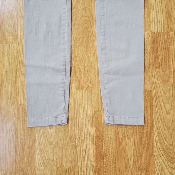 🌹 BCBG 🌹 Mason The Skinny Pull-On Pant - [Small in Limestone] - Picture 4 of 12